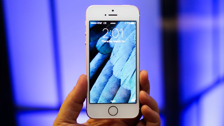 iphone-se-30