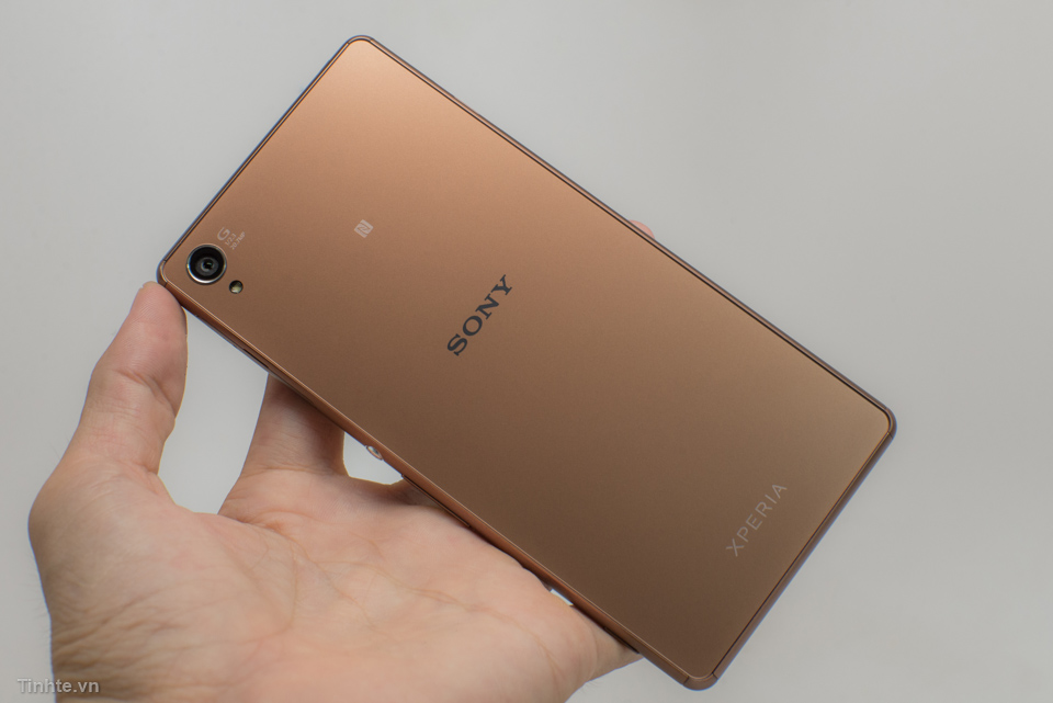tong-quan-ve-dien-thoai-sony-xperia-z4-docomo-tphcm.4