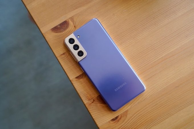 danh-gia-galaxy-s21-xtmobile
