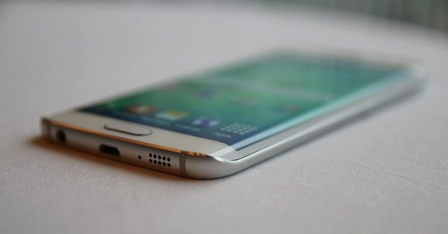 samsung-galaxy-s6-edge-64gb6-1
