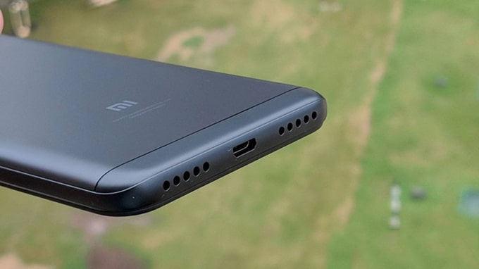Xiaomi Redmi 6 Pro 4GB/32GB mới lựa chọn cổng Micro USB