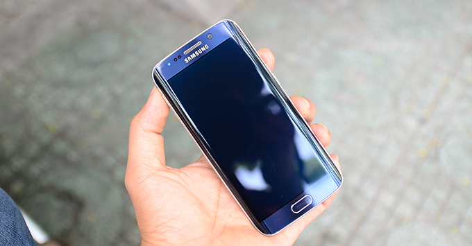 Galaxy S6 Edge bản Mỹ và Hàn đều có những ưu nhược điểm riêng