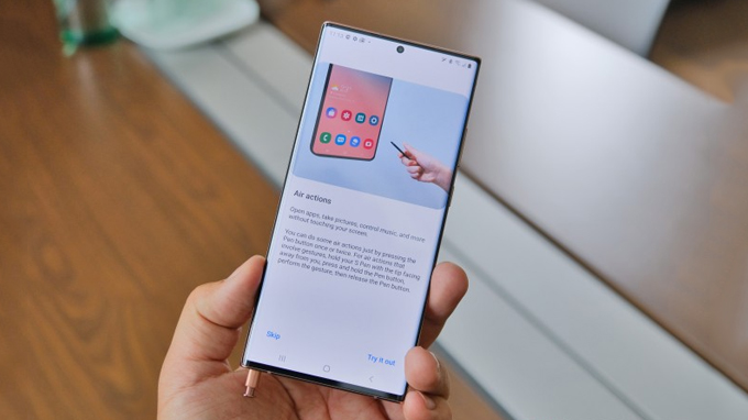 Bút S-Pen trên Galaxy Note 20 Ultra mang đến tốc độ trễ chỉ 9ms