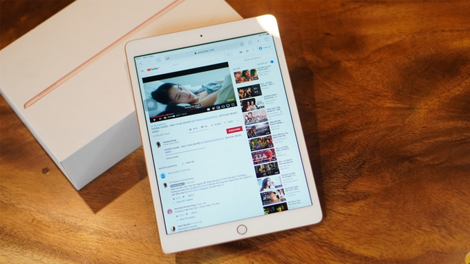 Nhờ những trang bị này, đã giúp tất cả những gì người dùng xem trên iPad đều có hình ảnh “mãn nhãn” và âm thanh tuyệt vời.