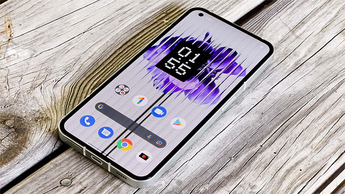 Nothing Phone (1) đi kèm với những cải tiến ấn tượng