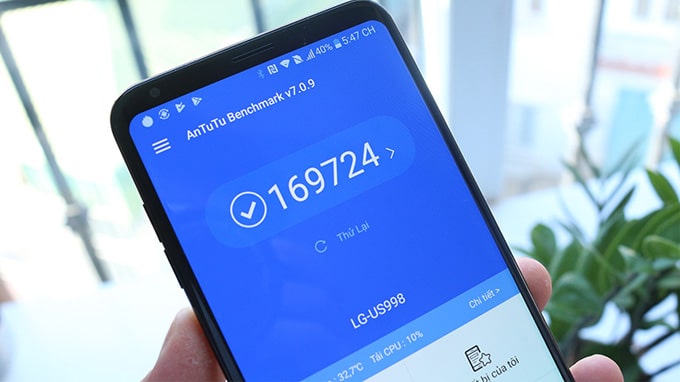 LG V30 Plus Mỹ: hiệu năng mạnh mẽ