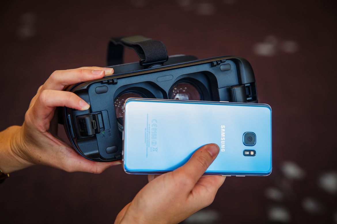 samsung-gear-vr-2016-2114-012